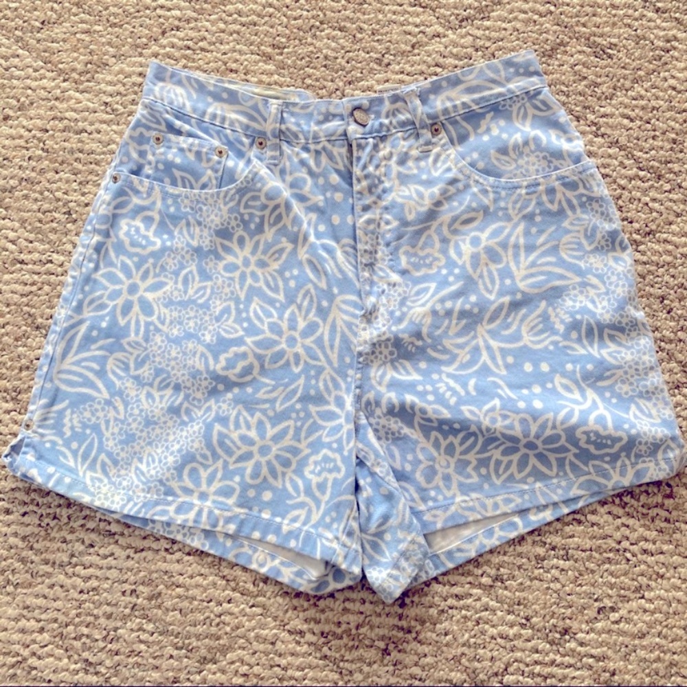 Light Blue Flower Print Bill Blass Jean Shorts 8